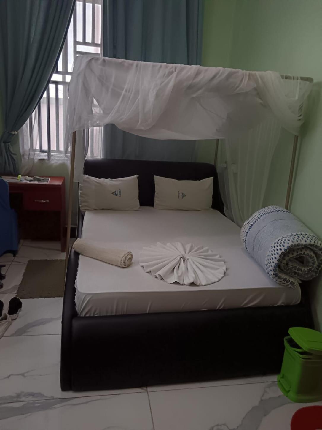 Hba Lodge Kahama ภายนอก รูปภาพ